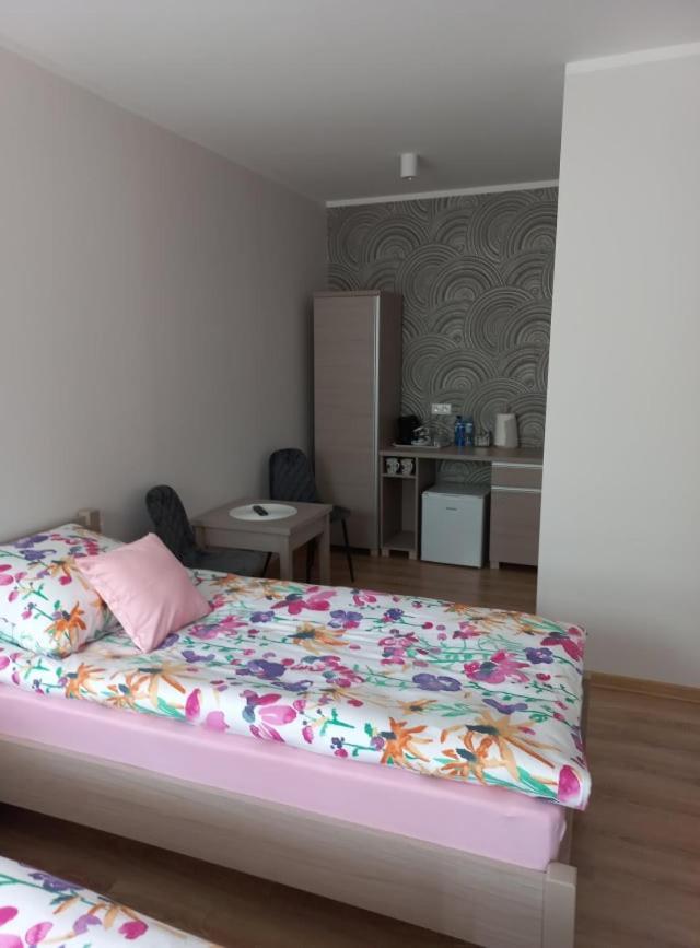 Aparthotel Pod Kogucikiem Krzyzanowice Exterior foto