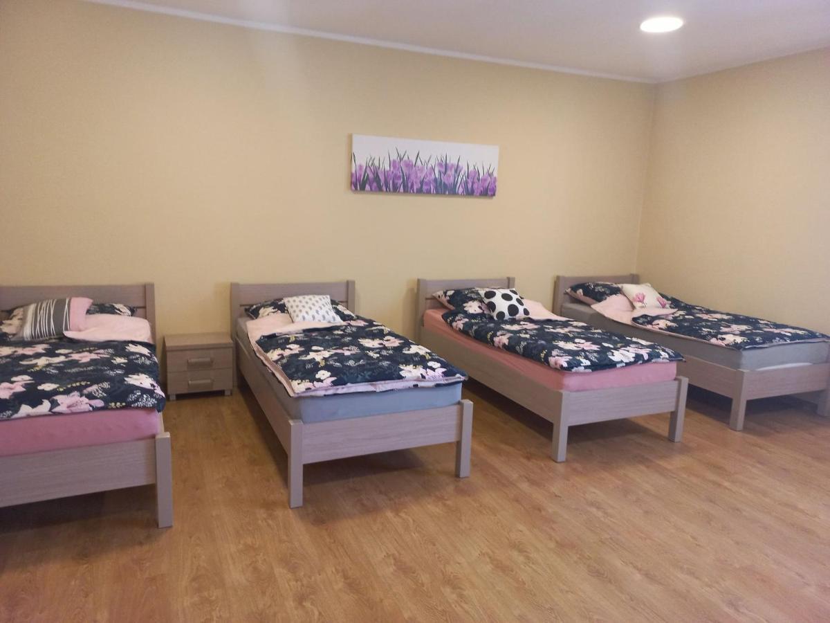 Aparthotel Pod Kogucikiem Krzyzanowice Exterior foto